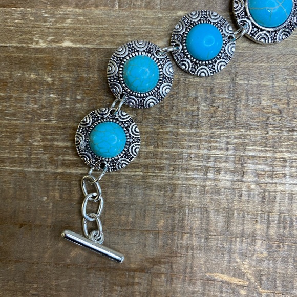 New MexZotic Blue Howlite Antique Silver Bracelet - Picture 3 of 8